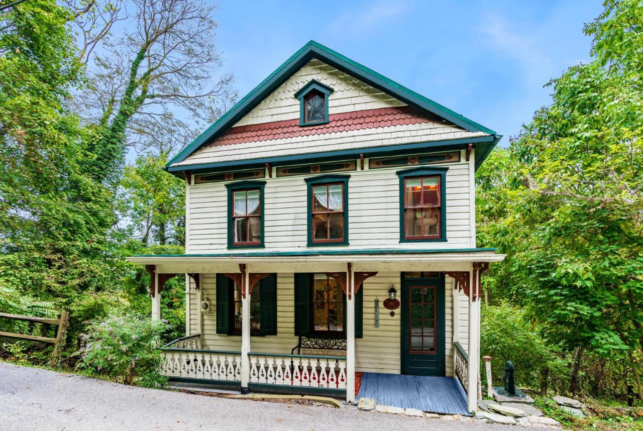 Enchanting Cottage, Walk To Downtown Harper's Ferry Esterno foto