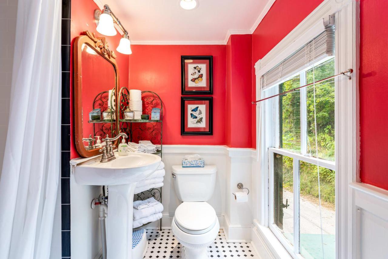 Enchanting Cottage, Walk To Downtown Harper's Ferry Esterno foto