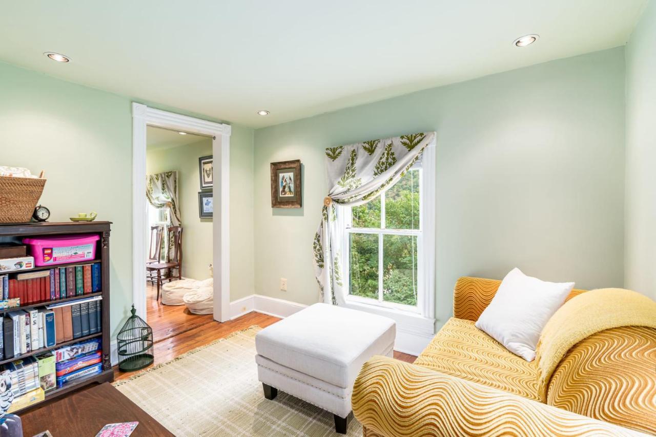 Enchanting Cottage, Walk To Downtown Harper's Ferry Esterno foto